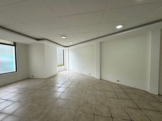 Foto 12 de Local comercial de alquiler en el centro de Loja