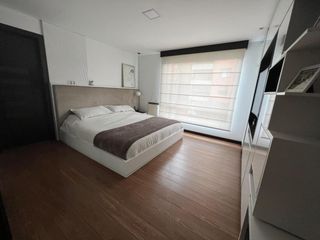 Departamento de venta sector González Suárez.  3 dormitorios, terrazas