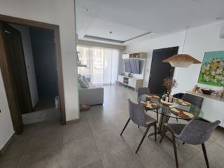Samborondon, Se renta Excelente departamento 3 dormitorios amoblado con patio