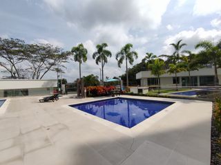 Apartamento en Hacienda Cortijo Norte 3 Cuartos 2 Baños en arriendo Parqueadero