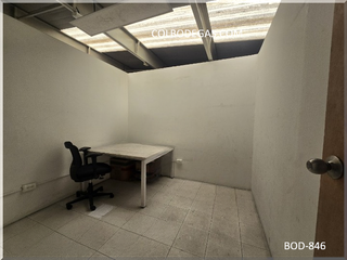 Foto 3 de ALQUILER DE BODEGA 220 MTS2, deal para tu empresa, con espacio más que suficiente para almacenamiento y operaciones eficientes.