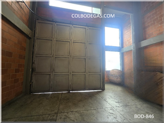 Foto 5 de ALQUILER DE BODEGA 220 MTS2, deal para tu empresa, con espacio más que suficiente para almacenamiento y operaciones eficientes.