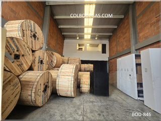 Foto 6 de ALQUILER DE BODEGA 220 MTS2, deal para tu empresa, con espacio más que suficiente para almacenamiento y operaciones eficientes.