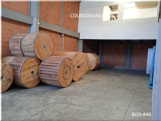 Foto 12 de ALQUILER DE BODEGA 220 MTS2, deal para tu empresa, con espacio más que suficiente para almacenamiento y operaciones eficientes.