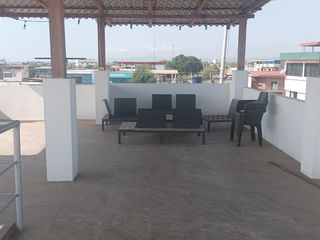 Foto 16 de CASA DE DEPARTAMENTOS CON PISCINA EN VENTA EN CRUCITA A POCOS METROS DEL MALECÓN