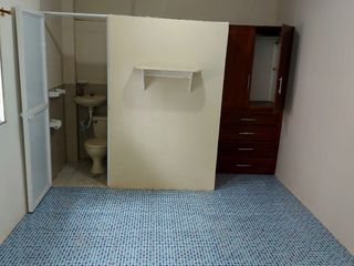 Foto 23 de casa con locales de venta en manta zona centro