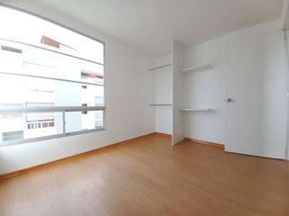 Foto 12 de Venta Departamento en Calderon