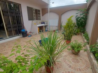 Foto 10 de En La Parroquia El Cambio Se Vende Linda Casa Independiente Amplia de 3 Dormitorios