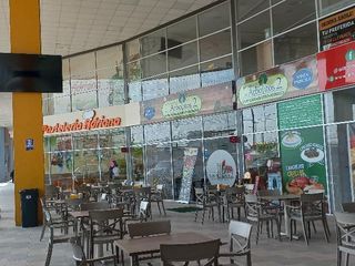 Foto 2 de Local Alquilo en  Plaza Comercial en Duràn