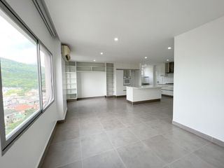 Departamento en venta - Ceibos, Urb. La Cumbre Sector Alto