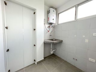 Departamento en venta - Ceibos, Urb. La Cumbre Sector Alto