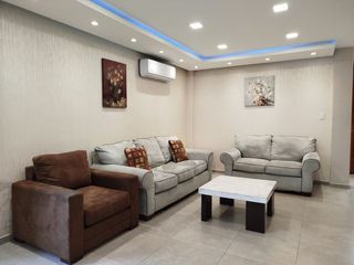 Foto 2 de Casa amoblada de alquiler en la Urbanización Vilanova, Samborondón-Salitre.