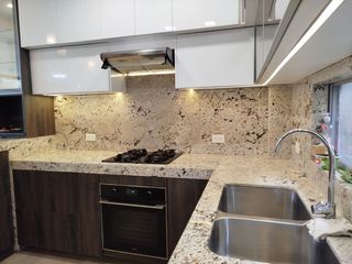 Foto 15 de Casa amoblada de alquiler en la Urbanización Vilanova, Samborondón-Salitre.