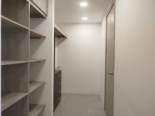 Foto 18 de Casa amoblada de alquiler en la Urbanización Vilanova, Samborondón-Salitre.