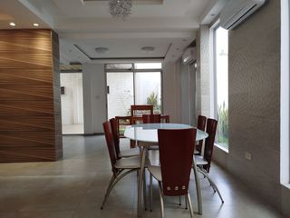 Foto 3 de Casa amoblada de alquiler en la Urbanización Vilanova, Samborondón-Salitre.