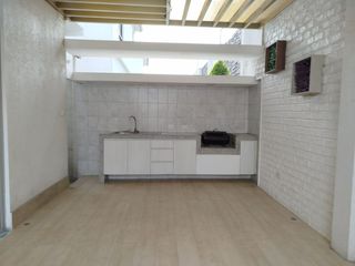 Foto 35 de Casa amoblada de alquiler en la Urbanización Vilanova, Samborondón-Salitre.