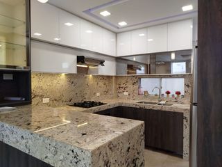 Foto 12 de Casa amoblada de alquiler en la Urbanización Vilanova, Samborondón-Salitre.