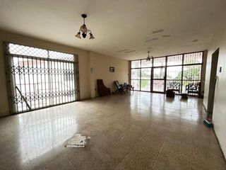Foto 12 de casa de venta en manta zona norte