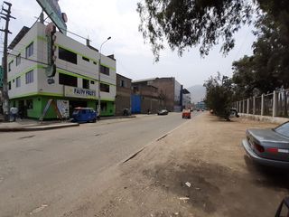 Foto 1 de Local Comercial, ideal Colegios, almacenes, Institutos, Academias, AT. 600 m2