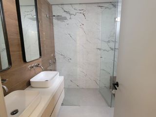 Foto 25 de En venta lujosa y moderna casa en Proyecto, Isla Mocolí, Samborondón