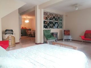 Foto 3 de VENTA CASA ALBORADA X ETAPA CONJUNTO CERRADO