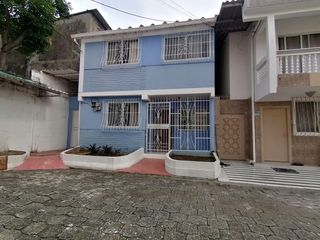Foto 1 de VENTA CASA ALBORADA X ETAPA CONJUNTO CERRADO