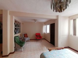 Foto 2 de VENTA CASA ALBORADA X ETAPA CONJUNTO CERRADO