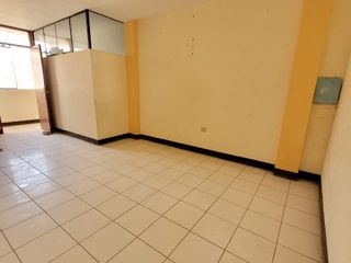 Foto 7 de REMATE DE CASA CERCA DE AVENIDA MÉXICO Y SAENZ PEÑA EN CHICLAYO