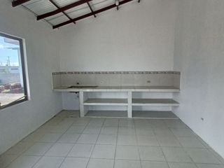 Casa con 3 departamentos de 1 dormitorio en la isla Isabela, Galápagos