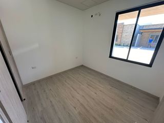Foto 13 de Casa para estrenar en conjunto Terra en barranquilla de 1 nivel y 3 habitaciones cada una con baño