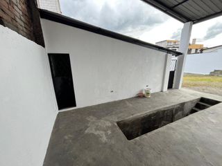 Arriendo Amplio Terreno con Construcción  Sector – Guamaní (Av. Maldonado)