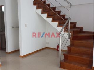 Se Vende Duplex En Surquillo