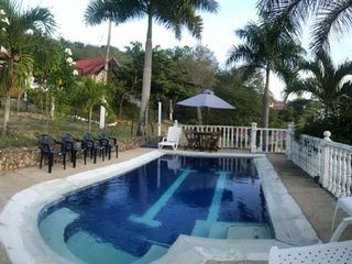 Foto 3 de HERMOSA CASA VACACIONAL CON PISCINA PROPIA, EN VENTA! NEGOCIABLE!!!