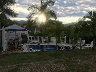 Foto 5 de HERMOSA CASA VACACIONAL CON PISCINA PROPIA, EN VENTA! NEGOCIABLE!!!