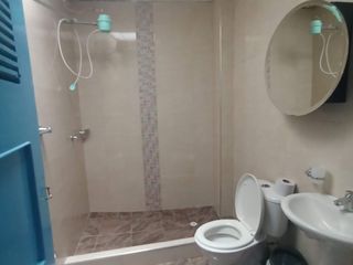 SE VENDE CASA GRANDE EN EL BARRIO SAMPER MENDOZA