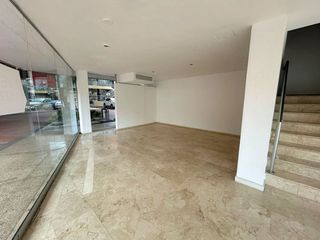 LOCAL COMERCIAL EN VENTA, CC COUNTRY PLAZA BARRANQUILLA.