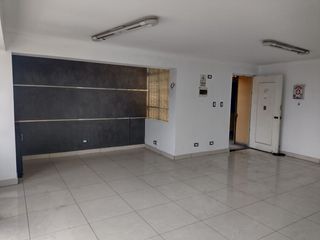 Foto 1 de OFICINA EN ALQUILER 48m2 EN SURCO POR AV. LA ENCALADA