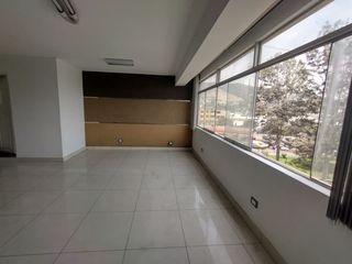 Foto 5 de OFICINA EN ALQUILER 48m2 EN SURCO POR AV. LA ENCALADA