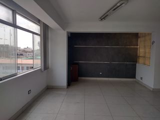 Foto 10 de OFICINA EN ALQUILER 48m2 EN SURCO POR AV. LA ENCALADA