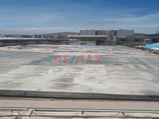 Foto 8 de SE VENDE INMENSO LOCAL EN CHORRILLOS - PUEDE SER FUTURO PROYECTO