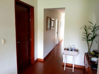 Foto 8 de Venta de exclusivo y hermoso Dpto en General Córdova con Terraza en Miraflores