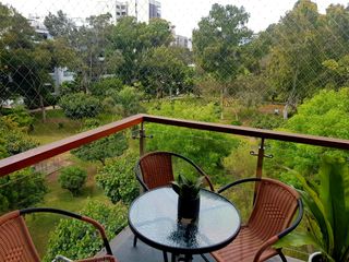 Foto 3 de Venta de exclusivo y hermoso Dpto en General Córdova con Terraza en Miraflores