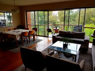 Foto 1 de Venta de exclusivo y hermoso Dpto en General Córdova con Terraza en Miraflores