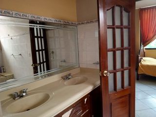 Foto 9 de VENDO O ALQUILO VACIA O AMOBLADA VILLA EN LOS PRIMEROS KILOMETROS DE SAMBORONDON