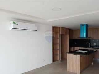 Venta Departamento en Edificio malecón de Salinas