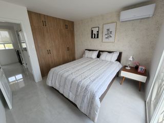 Foto 23 de Venta de Casa 4 Dormitorios Etapa manantial/Casalaguna/ cerca Riocentro Dorado