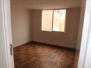 Foto 30 de Casa de 2 pisos más azotea, jardín interior, 5 dormitorios
