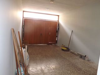 Foto 8 de Casa de 2 pisos más azotea, jardín interior, 5 dormitorios