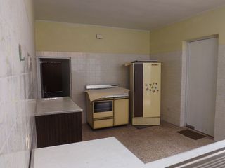 Foto 5 de Casa de 2 pisos más azotea, jardín interior, 5 dormitorios