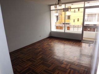 Foto 17 de Casa de 2 pisos más azotea, jardín interior, 5 dormitorios